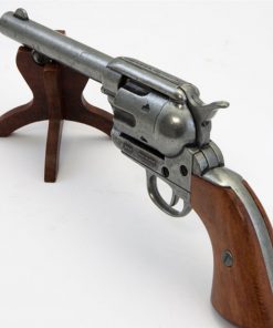 Replica revolver