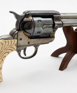 Replica revolver