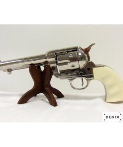 Replica revolver
